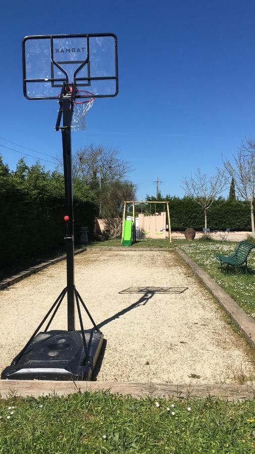 Domaine D'Elusa Вик-Фезенсак Екстериор снимка